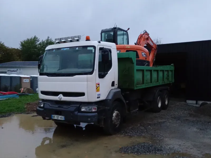 camion location